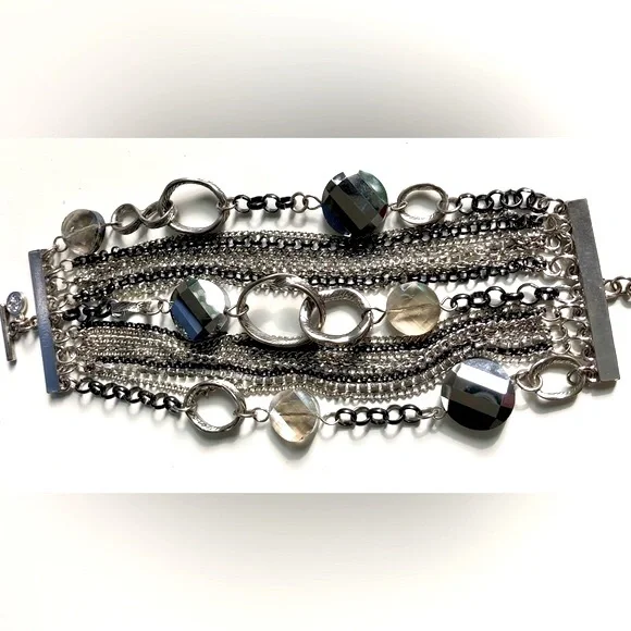 Unique Silver and Black Bracelet - Picture 3 of 6